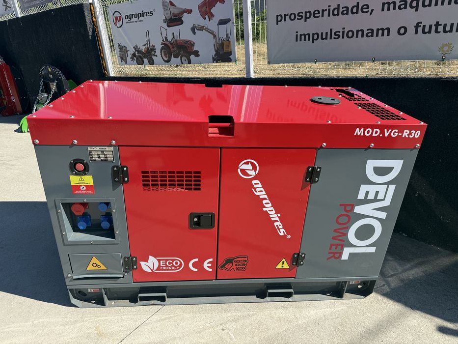 Gerador insonorizado 30 kva trifasico