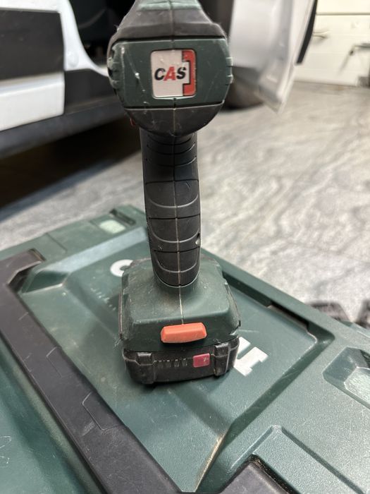 Аккумуляторный шуруповерт Metabo BS 18 L BL Q
