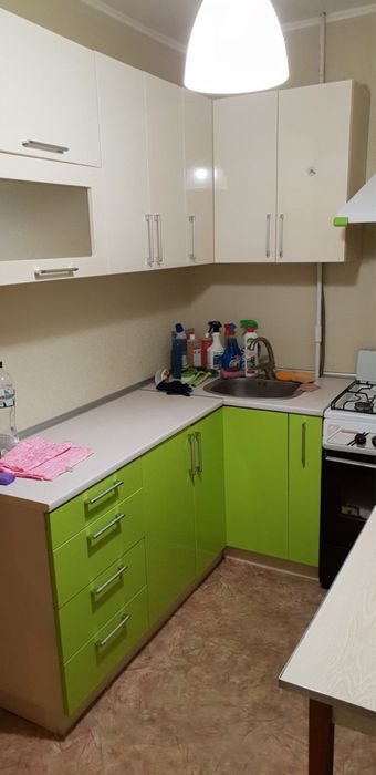 Продам 1 комнатную чешку в центре города район Сильпо!