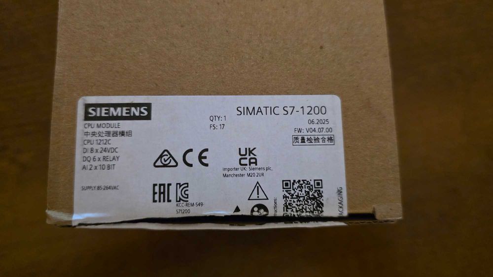 S7-1200 6ES72121BE40OXB0