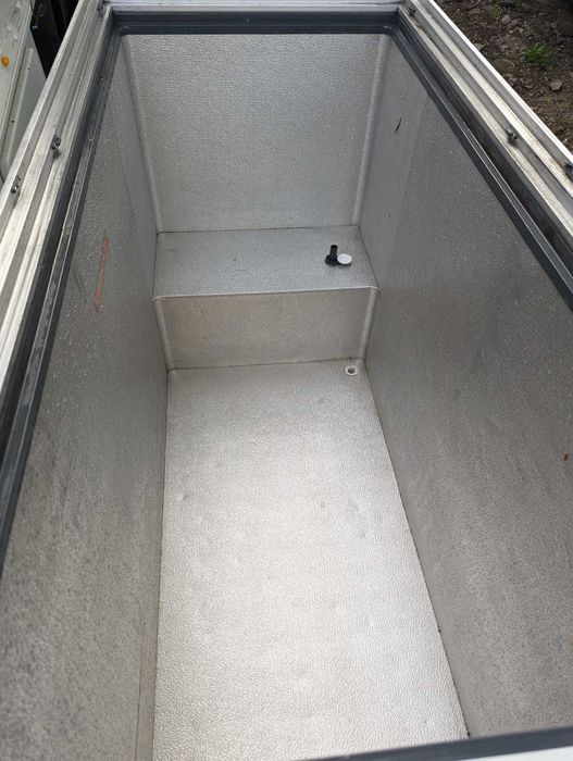 Морозильна камера  JUKA 500л