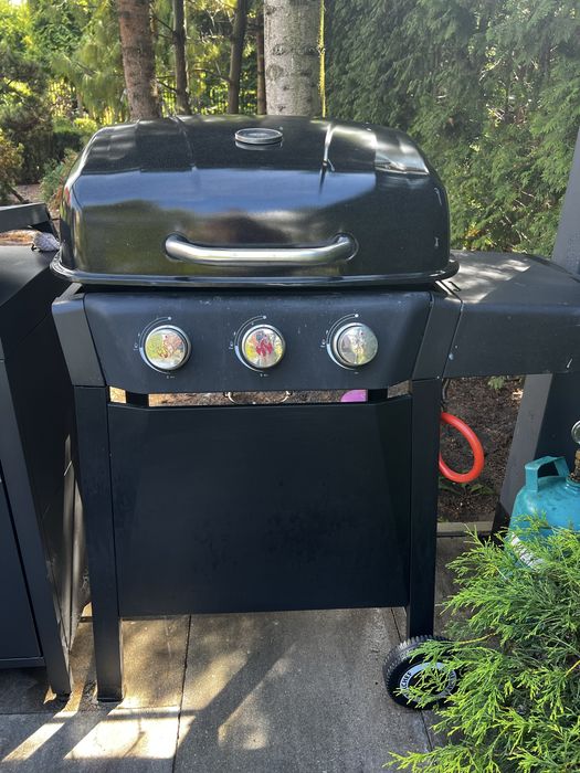Grill gazowy zewnetrzny