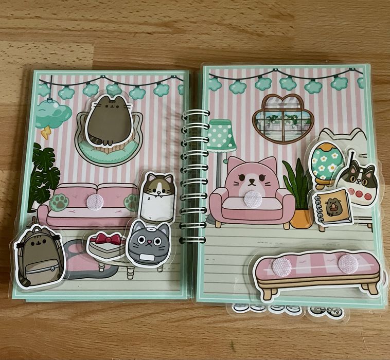 Альбом на липучках Пушина