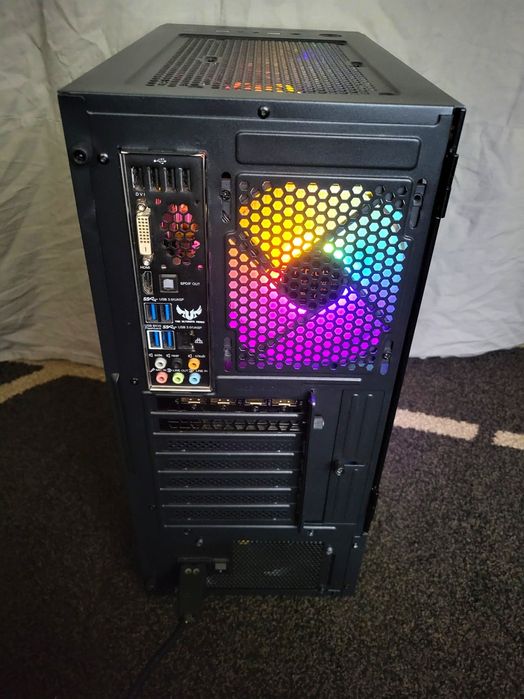 Komputer Gamingowy   i7 / RTX / 16gb ramu / Ssd / win 11  , roblox , Minecraft , cs2  , Fortnite