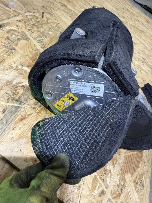 Компрессор теплового насосу кондиціонера tesla model 3 model y