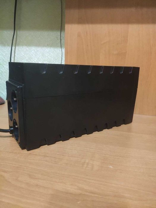 ДБЖ Powercom RPT-800A Schuko