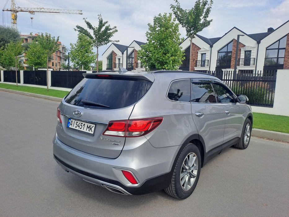 Продам гарне авто Hyundai Santa FE
