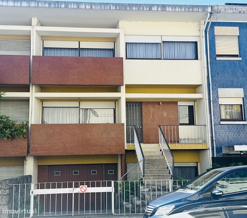 Moradia T6 de charme com muito potencial ao Parque da Prelada (Porto)