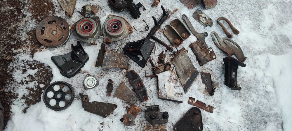 Всі кріплення/кронштейни ВАЗ 2108/2109/21099/2110