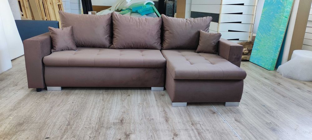 Sofa narożna w tkaninie SZTRUKS