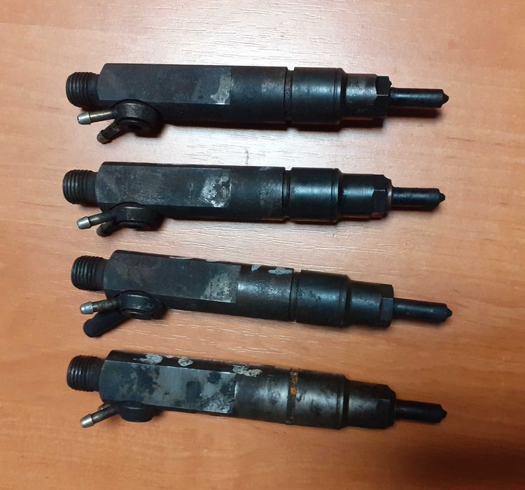 Wtryskiwacze Volkswagen T4 2.5Tdi Nr.B14