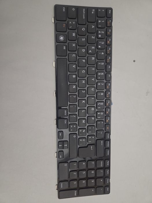 Sprzedam orginalną klawiaturę do Laptopa DELL VOSTRO 3750 Posiadam wie