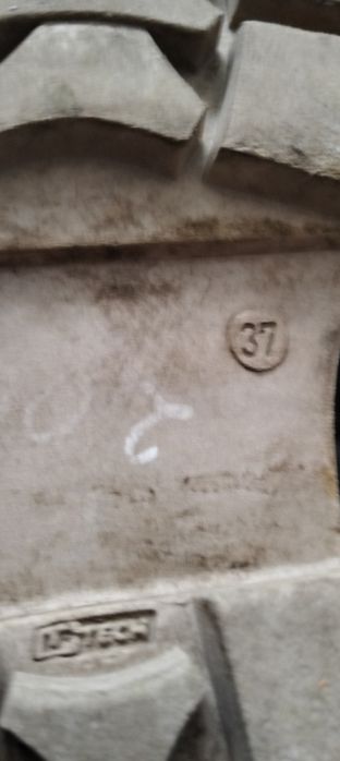 Шкіряні ботінки на дівчинку