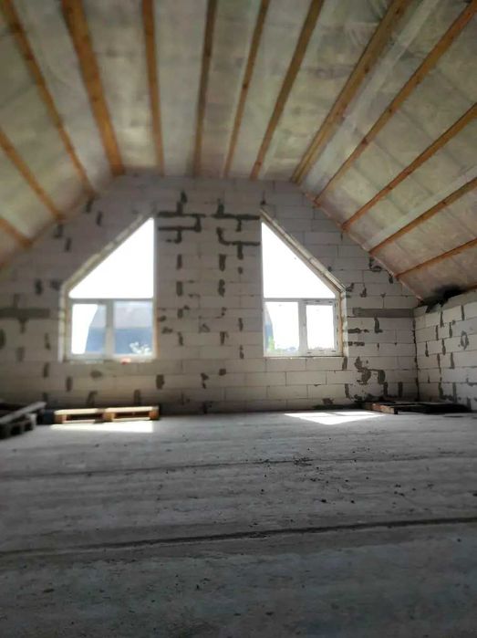 Продам готовий будинок з газом с. Княжичі.