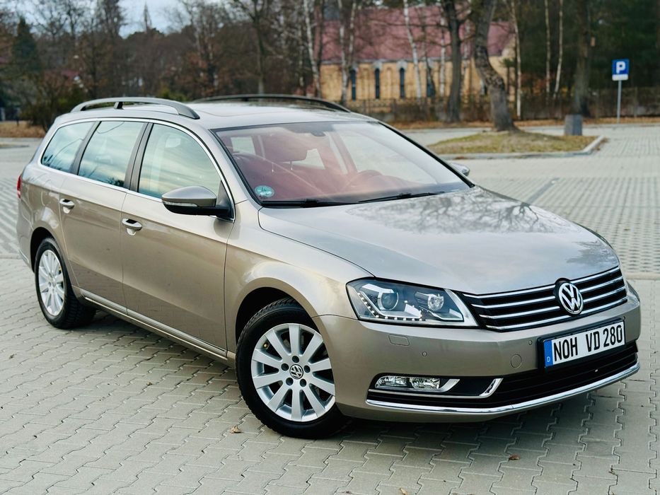Volkswagen Passat Variant Bi-Xenon Navi ! Panorama! Automat Dsg ! LED Idealny stan!