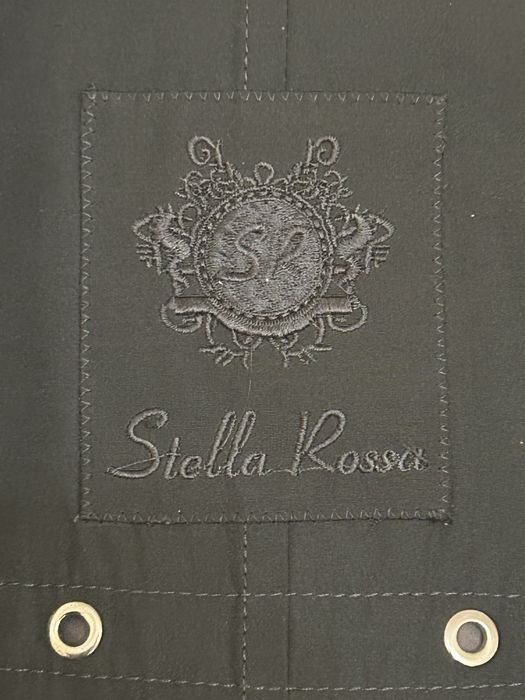 Продам парку з натуральним хутром