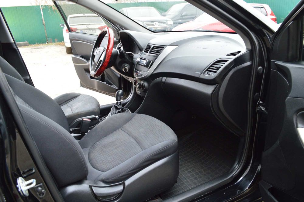 Hyundai Accent 2018 року 1.4 газ/бегзин