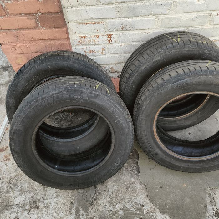 Продам шини Michelin energy saver 195/65 R15