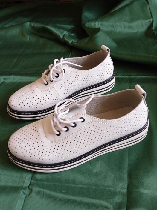 Жіночі туфлі з натуральної шкіри