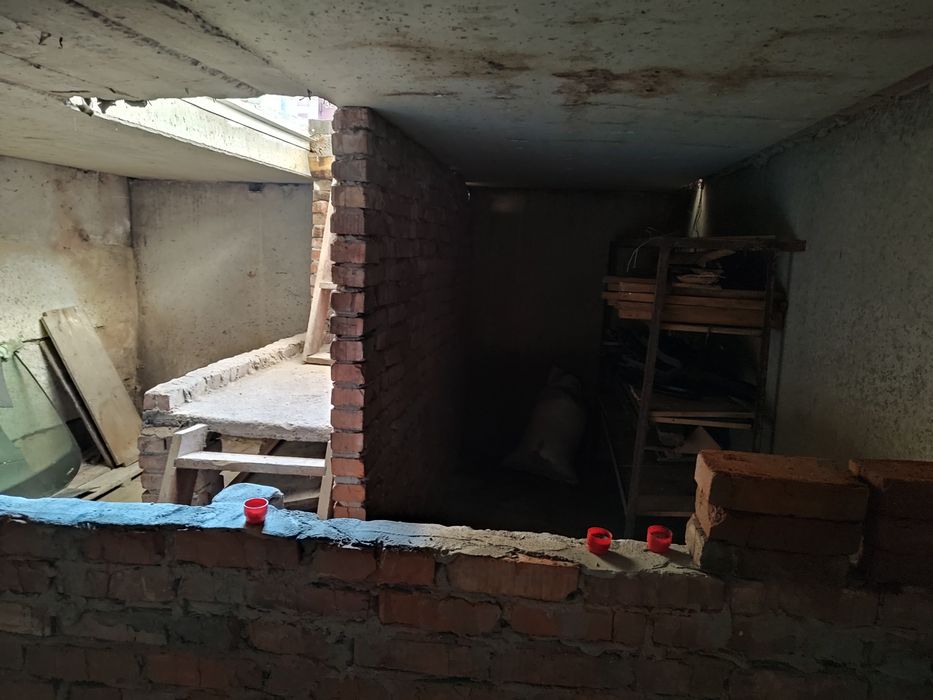 Продам гараж.Гаражний кооператив "Кенотрон"