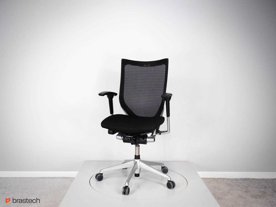 Fotel ergonomiczny Okamura CP Baron Poleasingowy