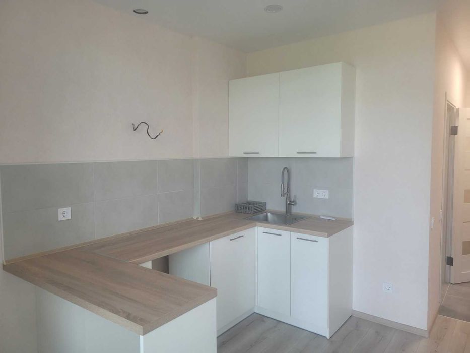 СРОЧНО!Продам студийную квартиру с ремонтом и видом на море!Акварель7.