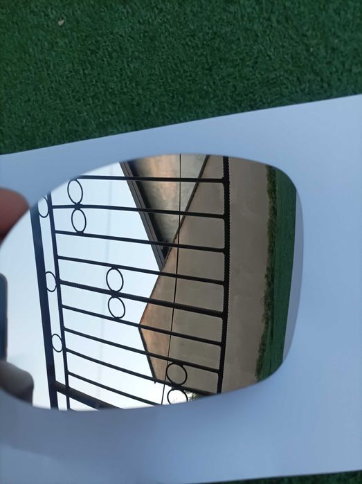 lusterko sharan lewe