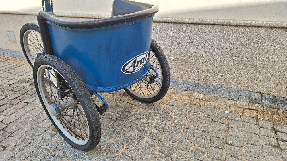 Triciclo antigo unico anos 60