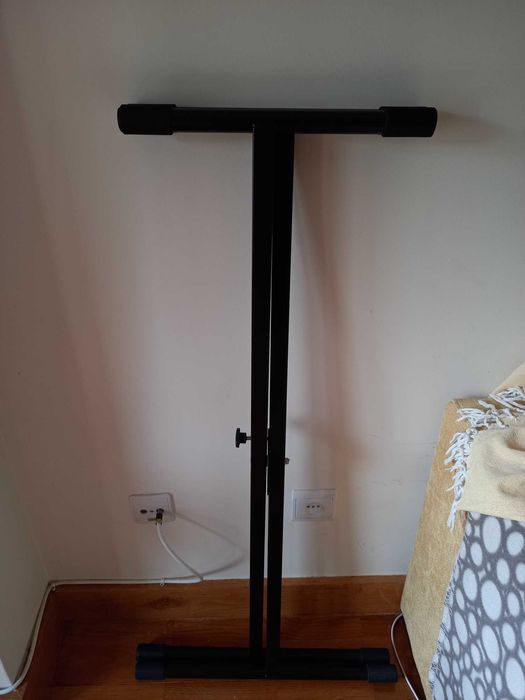 Suporte para keyboard e Banco