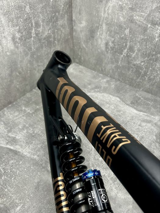 Топова рама Rose Beef Cake DH8 для fr rock shox fox