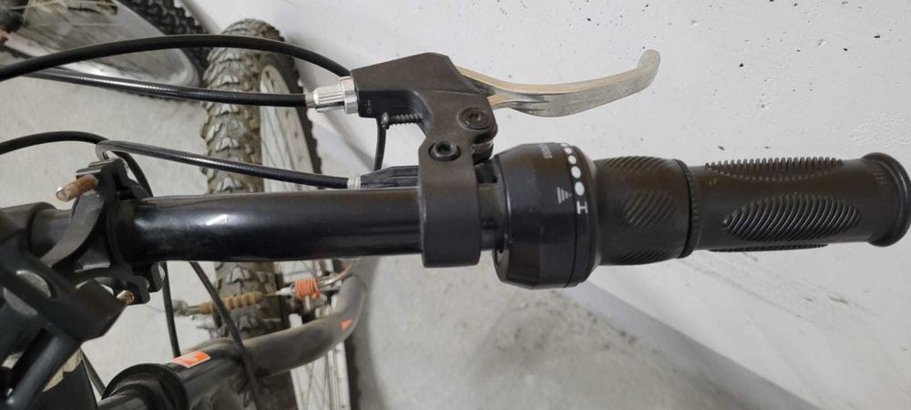 Bicicleta aro 26 18 marchas