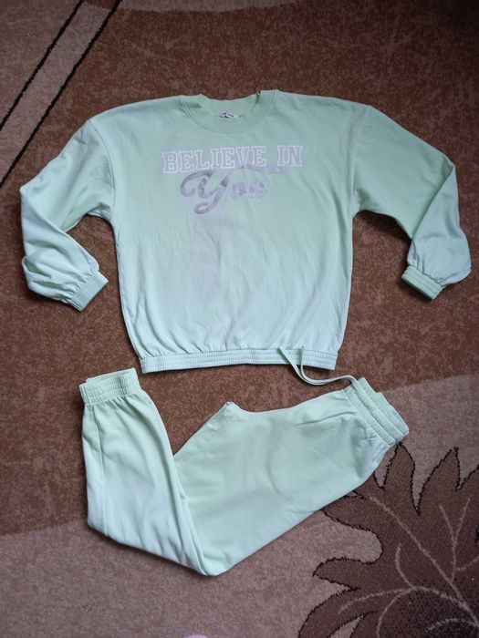 Костюм спортивний