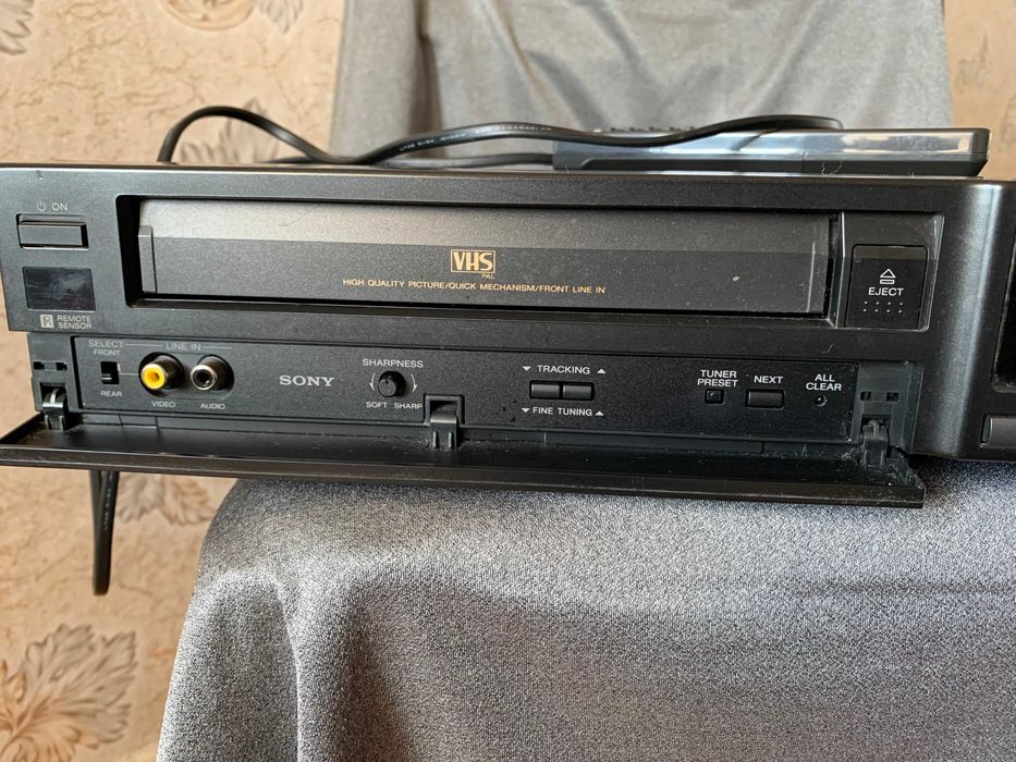 Відеомагнітофон Sony SLV-262EE робочий стан АЛЕ !