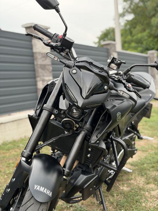 Продам мотоцикл Yamaha Mt-03