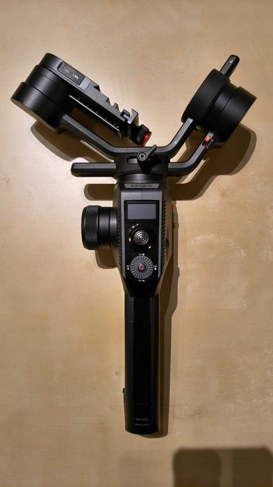 Gimbal Moza AirCross 2 PRO KIT (z iFocus-M) – Stan JAK NOWY!