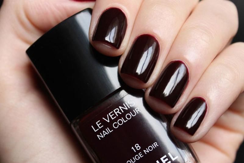 Лак для нігтів Chanel Le vernis , Yves Saint Laurent La Laque Couture