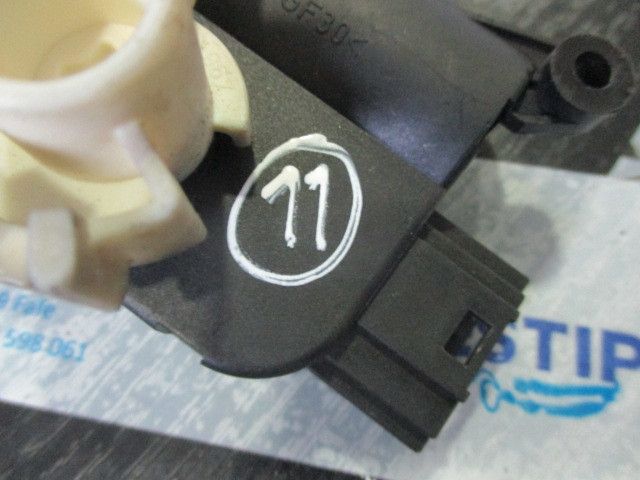 Motor da comporta da sofagem SEAT Leon (1P1)