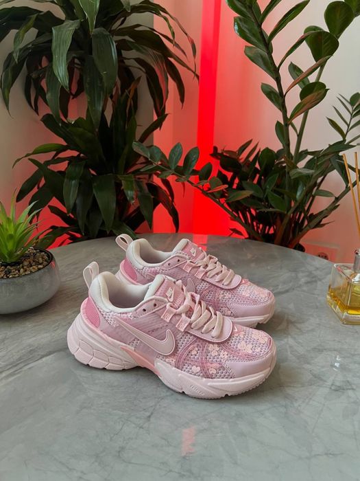 Nike Runtekk V2K  Pink Flowers, Найки