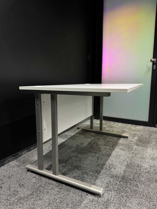 Nowe biurka 120×80 cm | Warszawa | 300 zł |