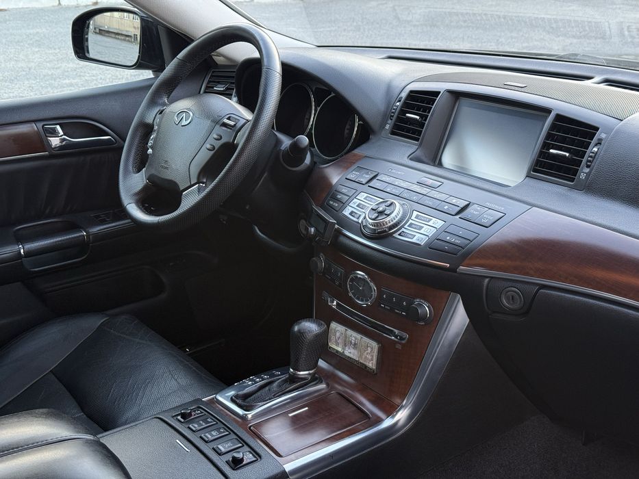 Infiniti M35 2008