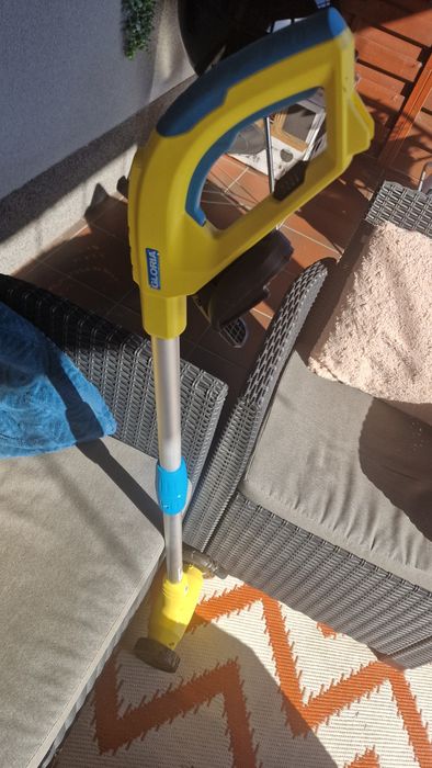 Gloria szczotka akumulatorowa do czyszczenia fug spoin