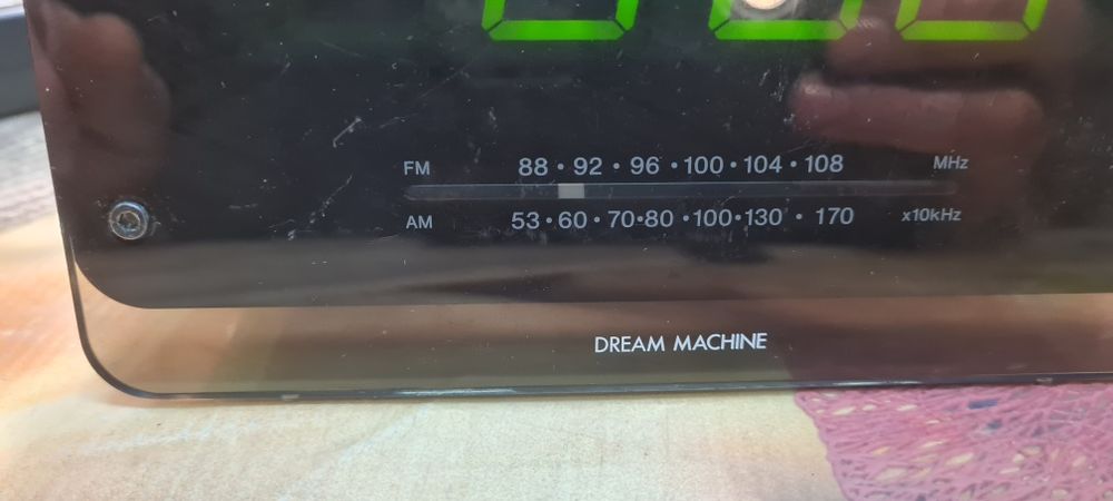 Радиоприемник,радиочасы sony icf-c414 dream machine. ,статуэтка,sharp