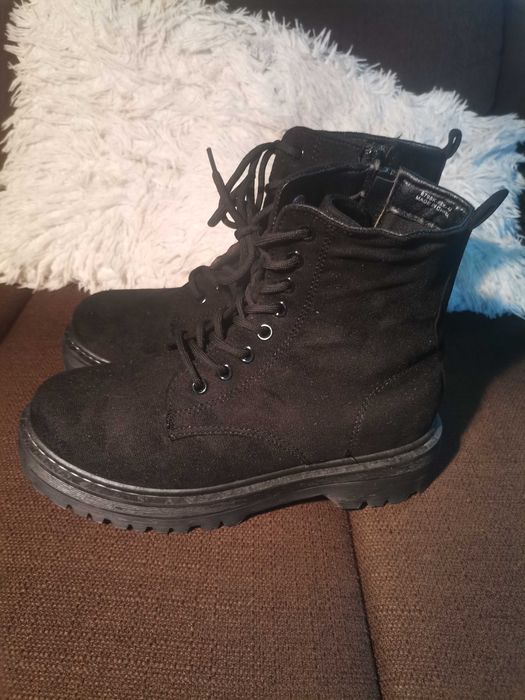 Buty zamszowe rozm. 40