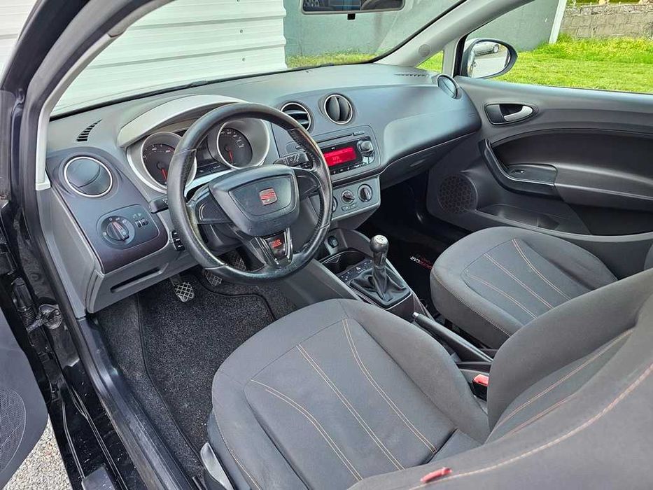 Seat Ibiza Sport 1.2Tdi 75Cv 180.000Km 12/2010