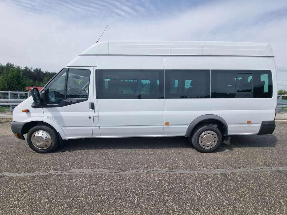 Ford Transit  Bus pasażerski Ford Transit 17 miejsc