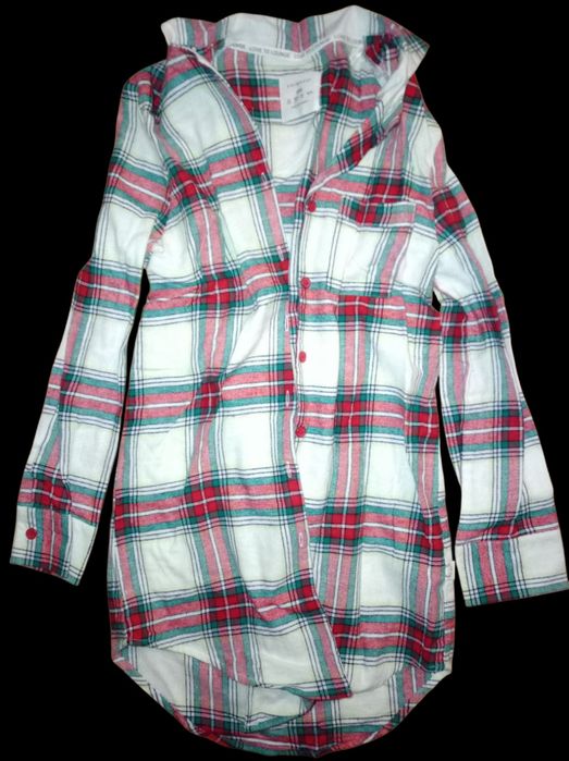 Лот жіночого одягу