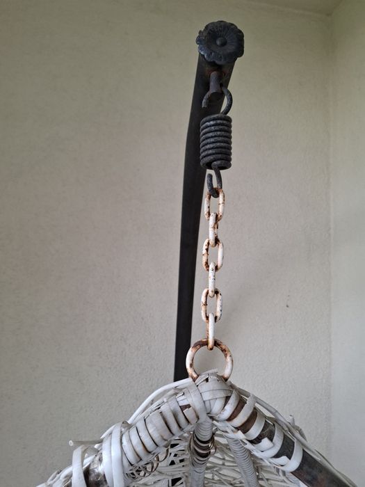 Kosz na balkon ogrodowy