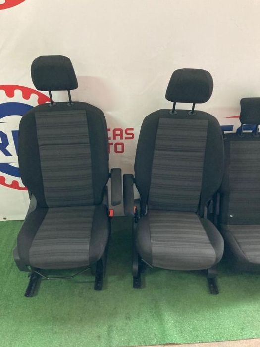 Bancos Frontais e Traseiros Opel Combo / Peugeot Partner / Citroen Berlingo 2020