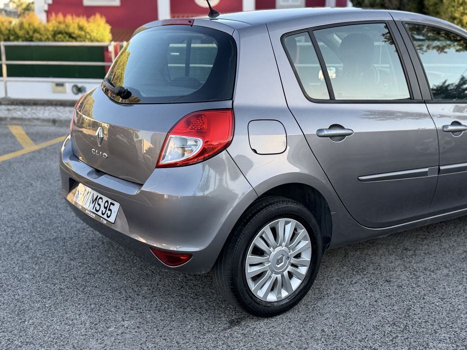 Renault Clio 1.2 - 2012 - Garantia 18 meses