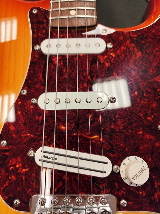 Fender Stratocaster - piękny jesion.